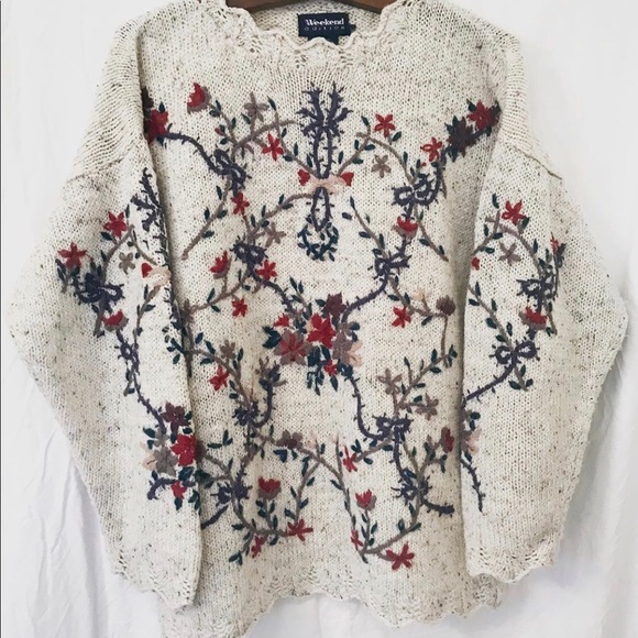 Weekend Edition Sweaters - Embroidered knit sweater by Weekend Edition.